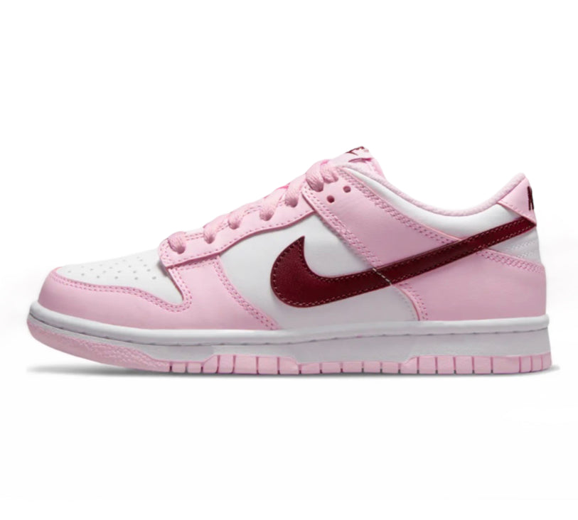 Nike Dunk Low 'Valentine's Day' GS/Women's