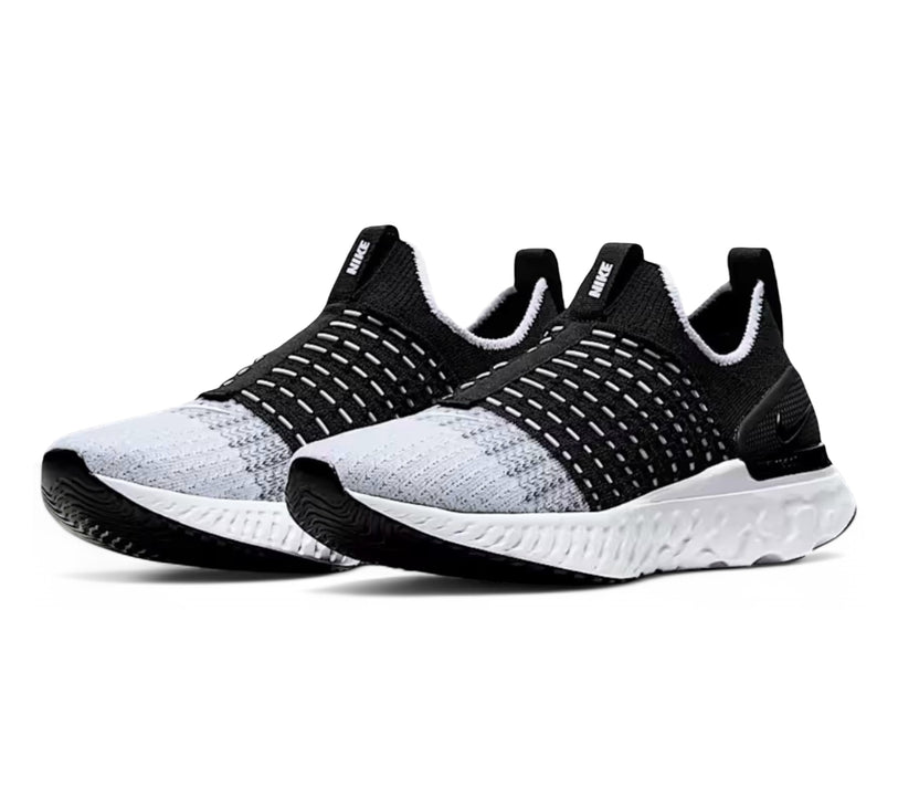 Nike React Phantom Run Flyknit 2 'Black/White' Women's