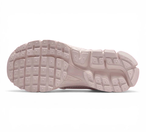 Women's Nike Zoom Vomero 5 Silt Red
