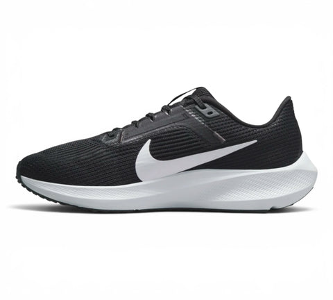 Women's Nike Air Zoom Pegasus 40 Black/White